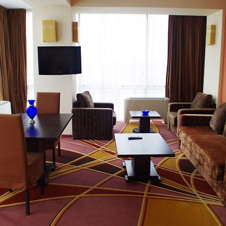 Mari Vila Hotel บูคาเรสต์ ภายนอก รูปภาพ
